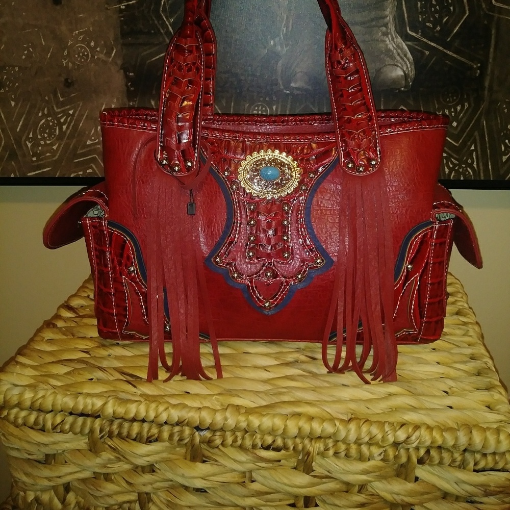 Carry and conceal purse